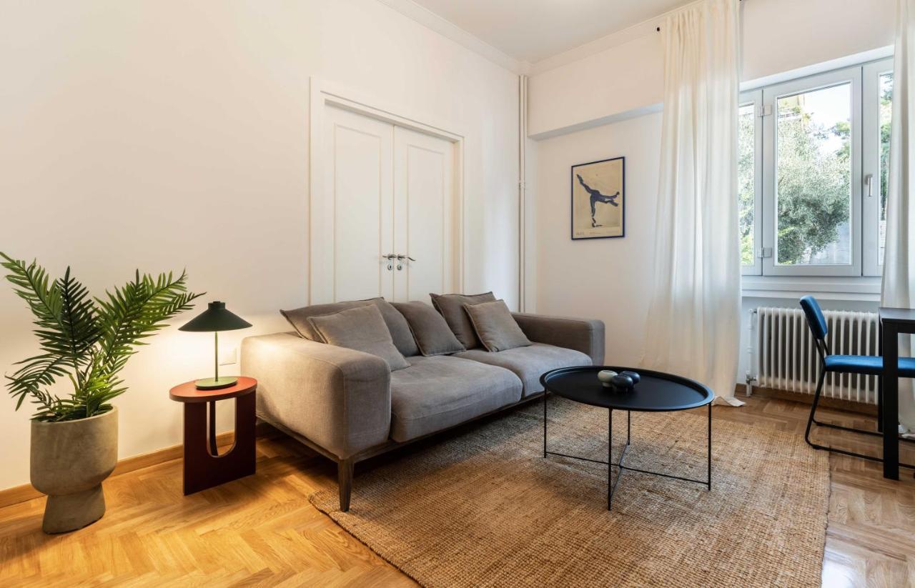 Yestayhomes * Kolonaki * Anagnostopoulou Street アテネ エクステリア 写真